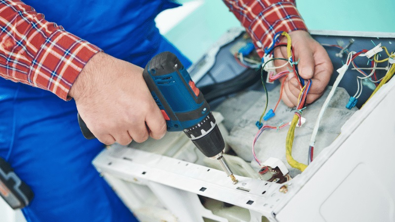 Köprübaşı Esty Esty çamaşır makinesi kart tamiri – Su almama arızası orijinal parça ile giderildi. - Teknik servis örneği